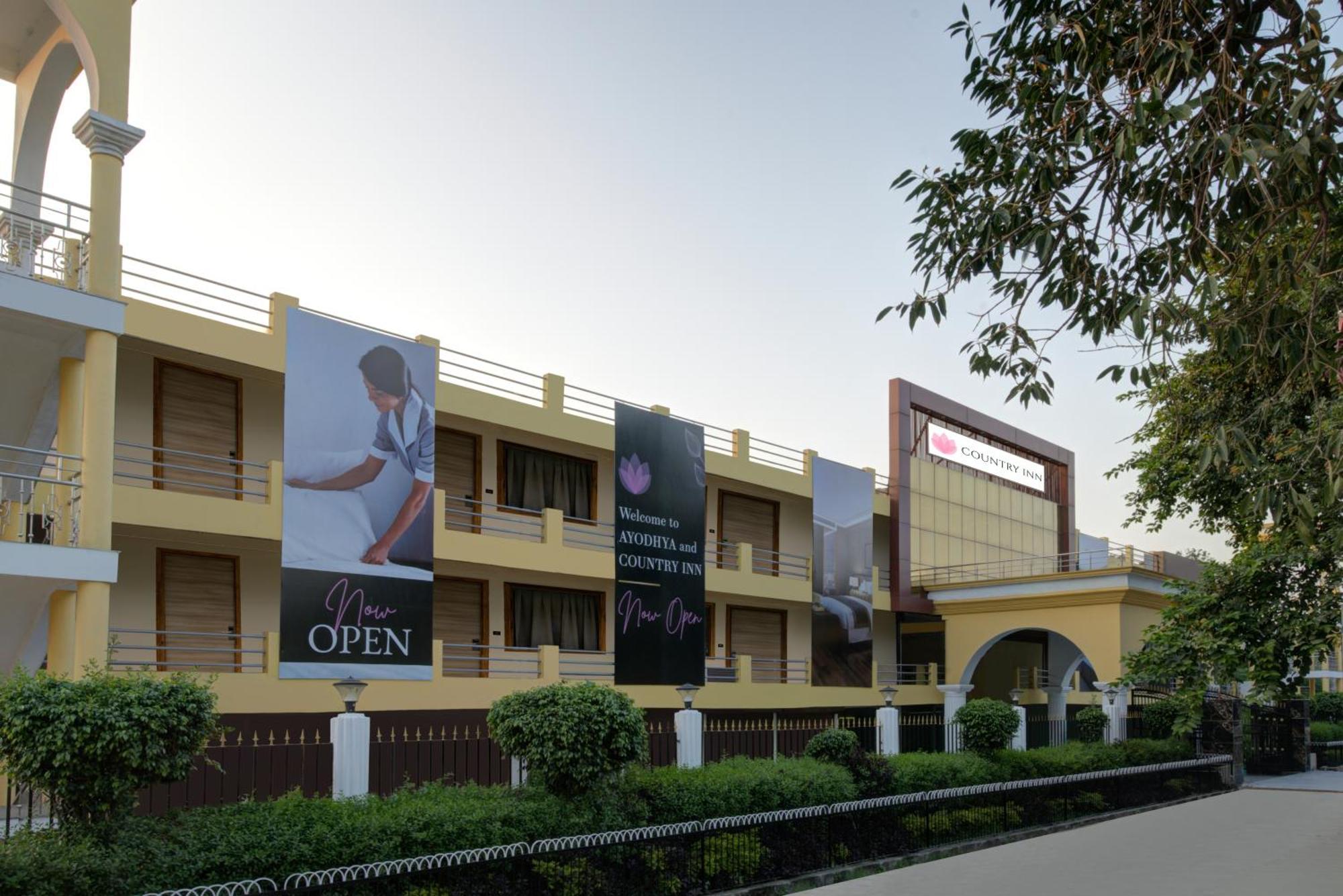 Country Inn Ayodhya - Opposite Airport Ngoại thất bức ảnh